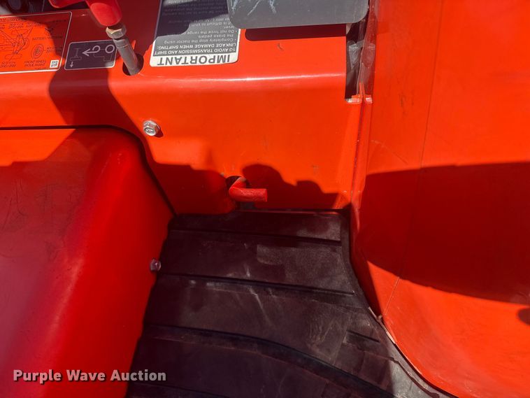 image for item DO8478 2022 Kubota L3302HST MFWD tractor