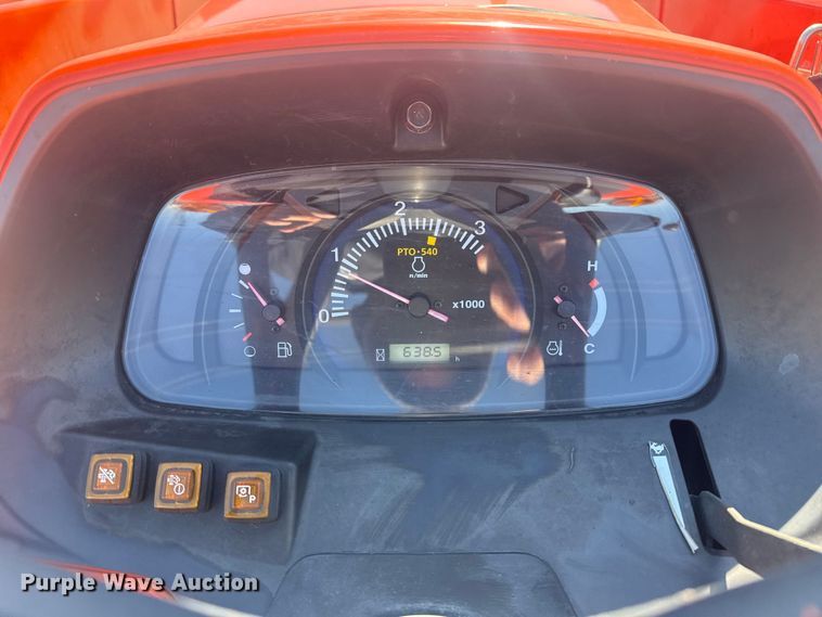 image for item DO8478 2022 Kubota L3302HST MFWD tractor