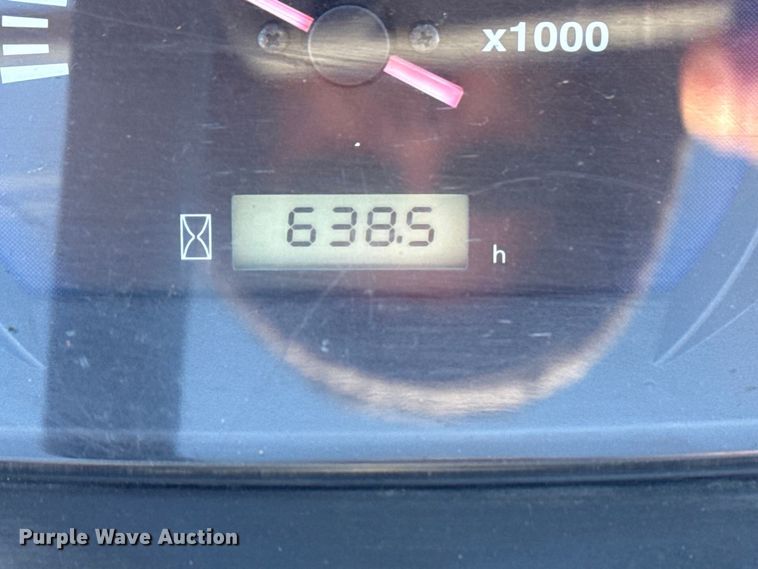 image for item DO8478 2022 Kubota L3302HST MFWD tractor