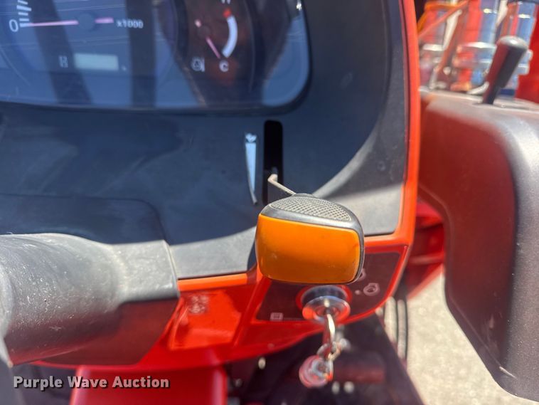 image for item DO8478 2022 Kubota L3302HST MFWD tractor