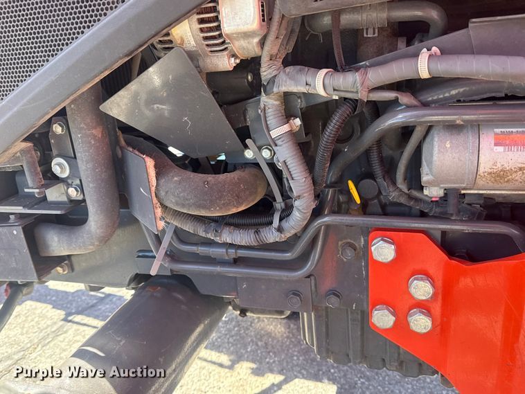 image for item DO8478 2022 Kubota L3302HST MFWD tractor