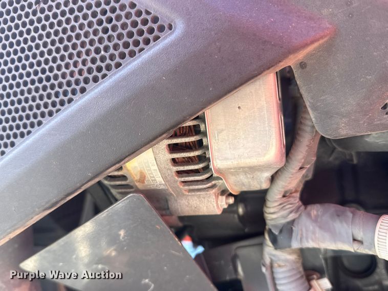 image for item DO8478 2022 Kubota L3302HST MFWD tractor