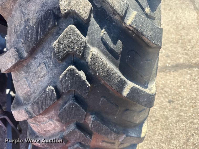 image for item DO8478 2022 Kubota L3302HST MFWD tractor