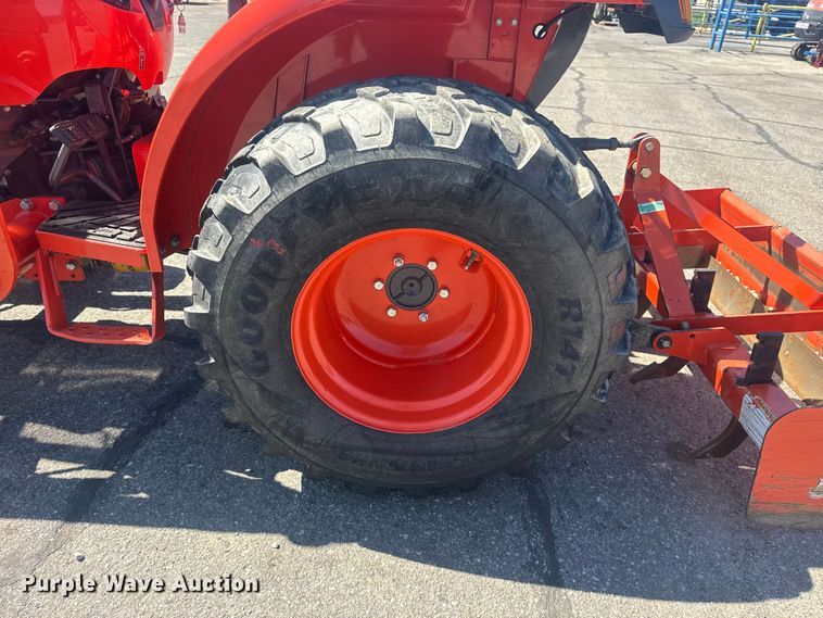image for item DO8478 2022 Kubota L3302HST MFWD tractor