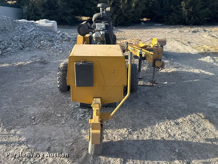 image for item DP5160 2003 Vermeer SC252 stump grinder