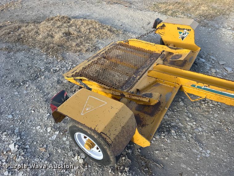 image for item DP5160 2003 Vermeer SC252 stump grinder