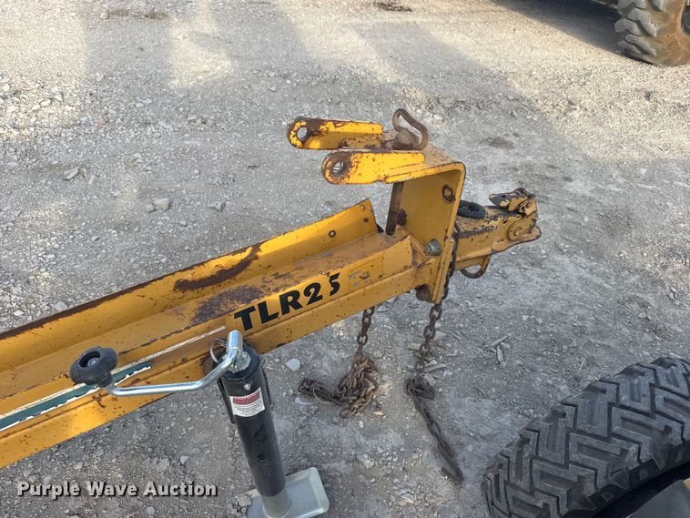 image for item DP5160 2003 Vermeer SC252 stump grinder