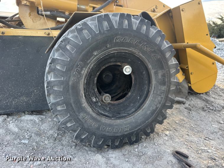 image for item DP5160 2003 Vermeer SC252 stump grinder