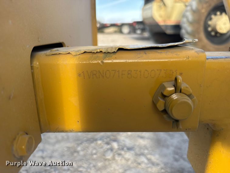 image for item DP5160 2003 Vermeer SC252 stump grinder