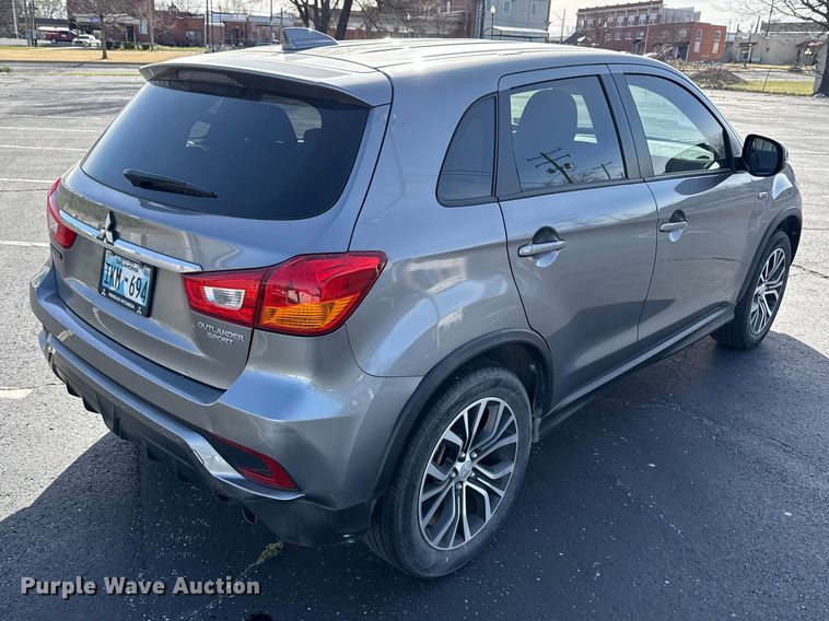 image for item DR0990 2019 Mitsubishi Outlander Sport SUV