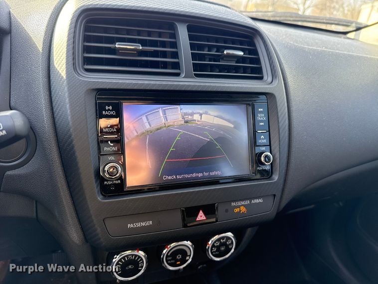 image for item DR0990 2019 Mitsubishi Outlander Sport SUV