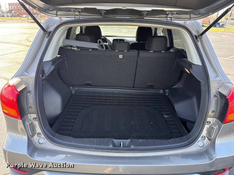 image for item DR0990 2019 Mitsubishi Outlander Sport SUV