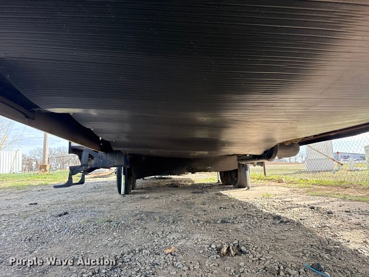 image for item DR0991 2018 Forest River Wildcat 37B camper