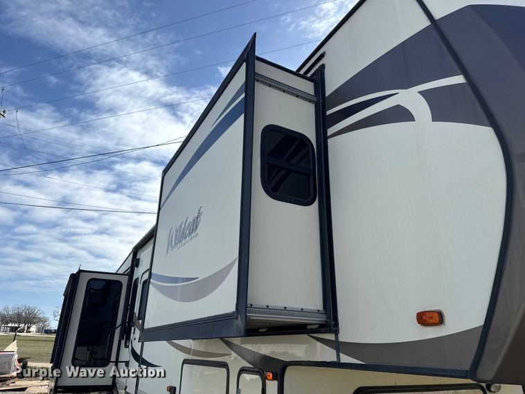 image for item DR0991 2018 Forest River Wildcat 37B camper