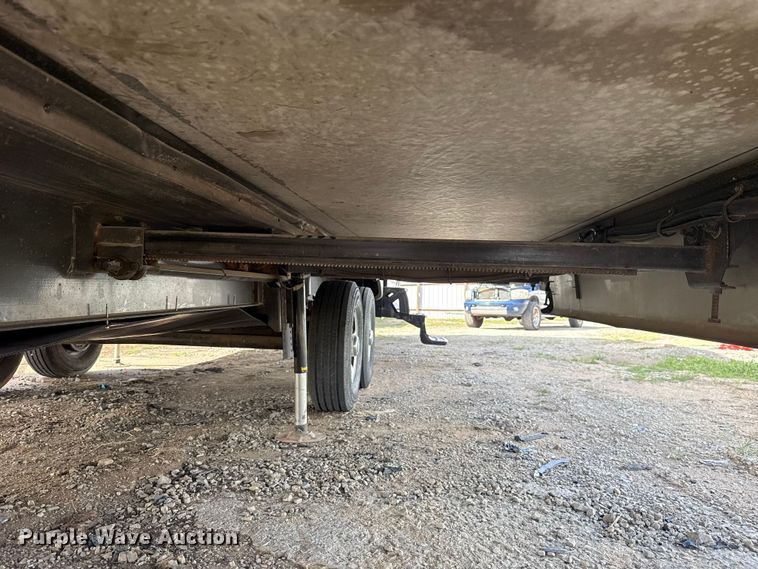 image for item DR0991 2018 Forest River Wildcat 37B camper