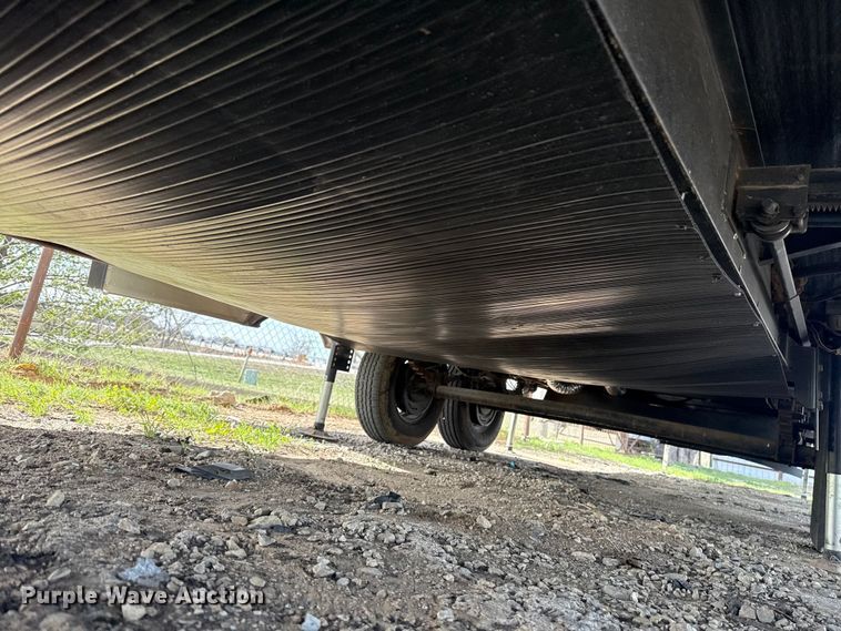 image for item DR0991 2018 Forest River Wildcat 37B camper