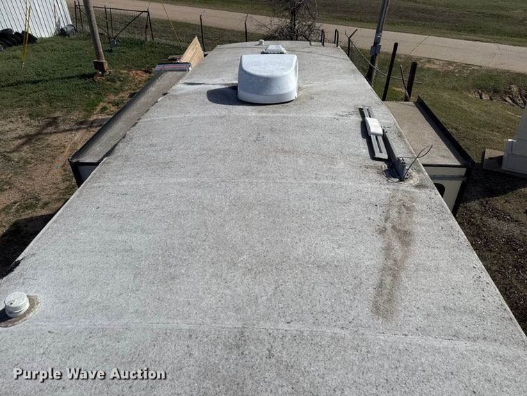 image for item DR0991 2018 Forest River Wildcat 37B camper