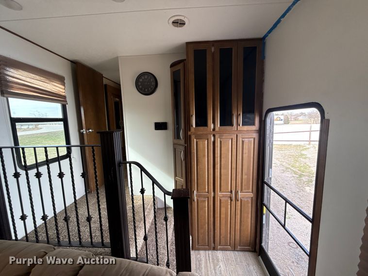 image for item DR0991 2018 Forest River Wildcat 37B camper