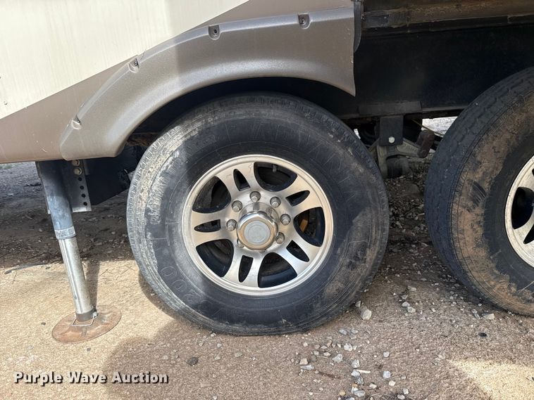 image for item DR0991 2018 Forest River Wildcat 37B camper