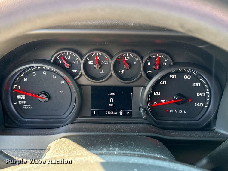 image for item DR1030 2023 Chevrolet Silverado 1500 Crew Cab pickup truck