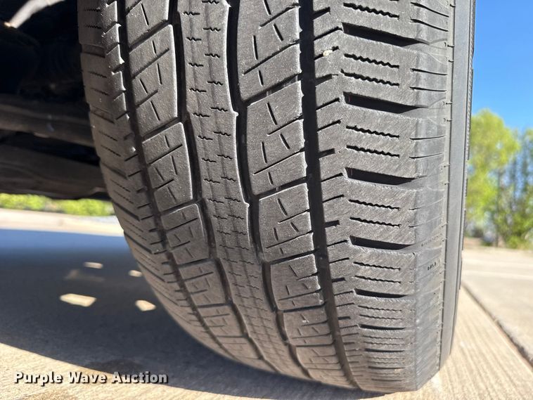 image for item DR1030 2023 Chevrolet Silverado 1500 Crew Cab pickup truck