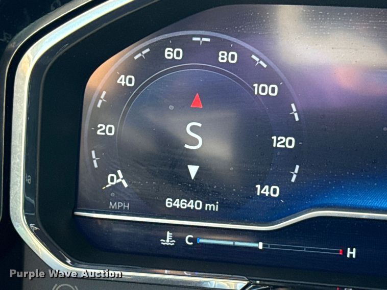 image for item DR1031 2023 Chevrolet Silverado 1500 Crew Cab pickup truck