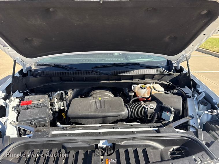 image for item DR1031 2023 Chevrolet Silverado 1500 Crew Cab pickup truck