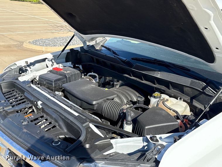 image for item DR1031 2023 Chevrolet Silverado 1500 Crew Cab pickup truck