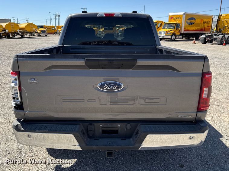 image for item DR1033 2022 Ford F150 Crew Cab pickup truck