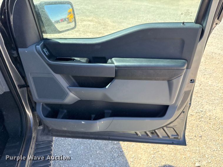 image for item DR1033 2022 Ford F150 Crew Cab pickup truck