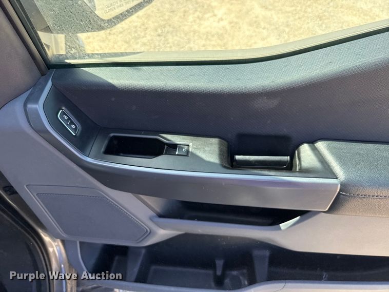 image for item DR1033 2022 Ford F150 Crew Cab pickup truck