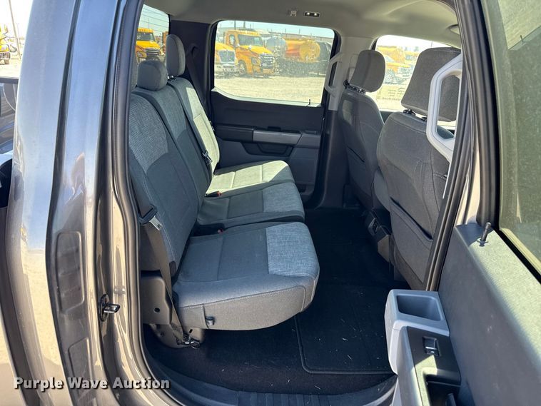 image for item DR1033 2022 Ford F150 Crew Cab pickup truck