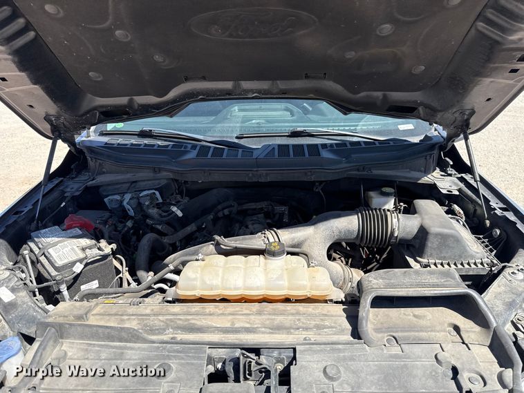 image for item DR1033 2022 Ford F150 Crew Cab pickup truck