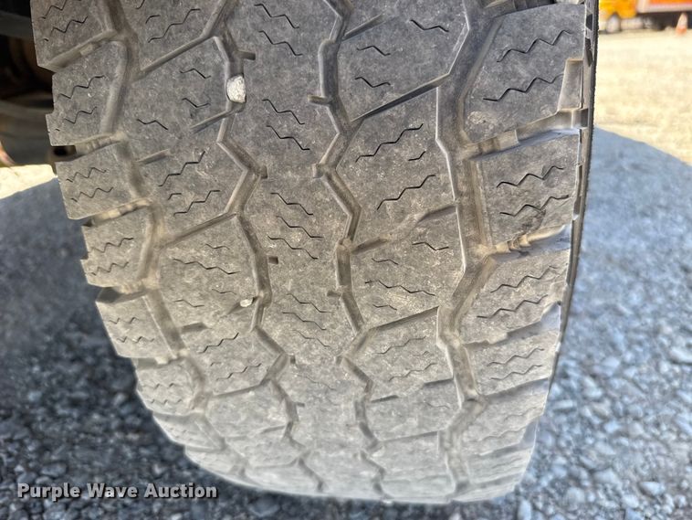 image for item DR1033 2022 Ford F150 Crew Cab pickup truck