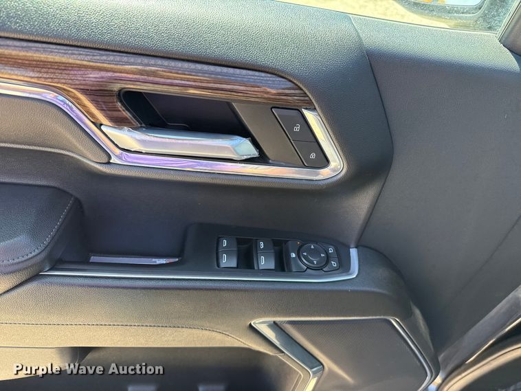 image for item DR1034 2023 Chevrolet Silverado 1500 Crew Cab pickup truck