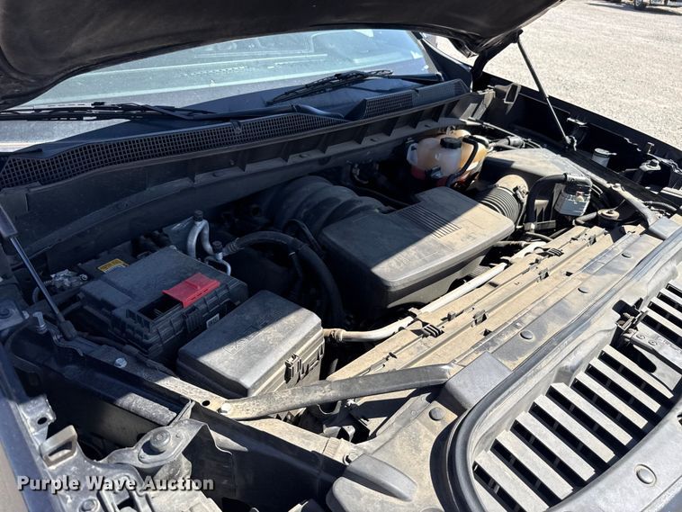 image for item DR1034 2023 Chevrolet Silverado 1500 Crew Cab pickup truck