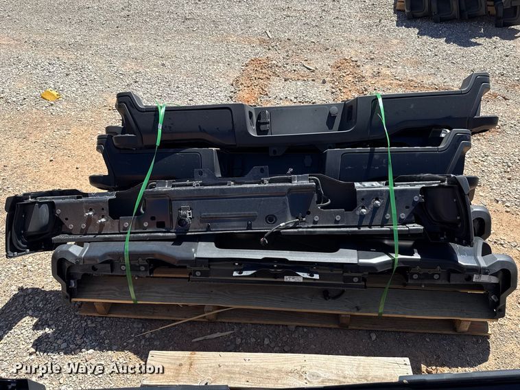 image for item DR1039 (8) bumpers