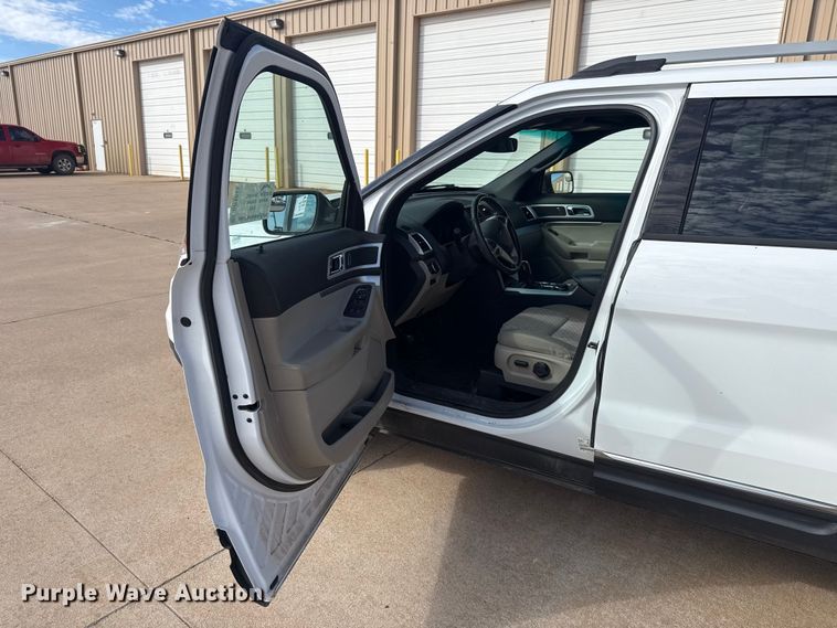 image for item DR1045 2014 Ford Explorer SUV