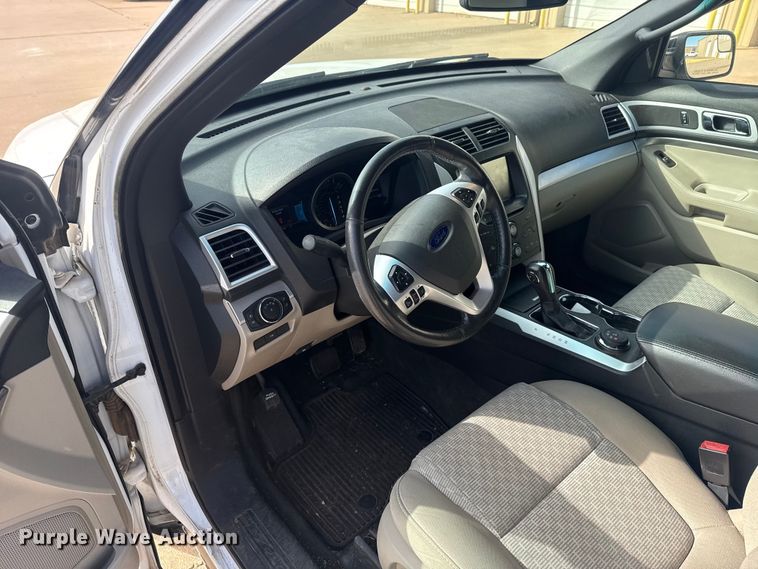 image for item DR1045 2014 Ford Explorer SUV