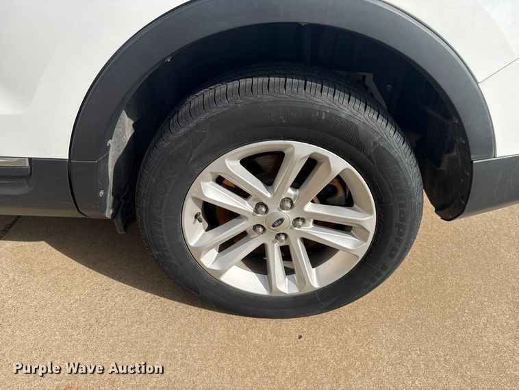 image for item DR1045 2014 Ford Explorer SUV