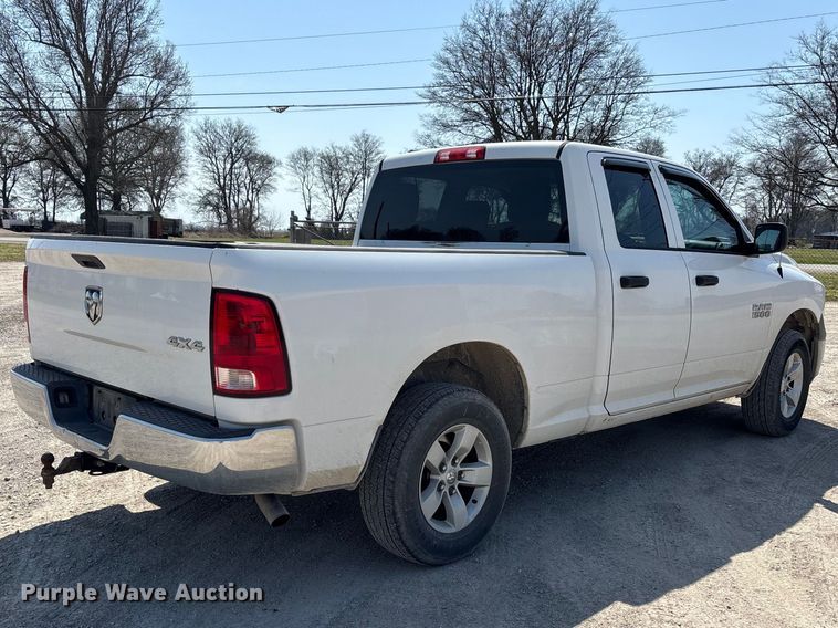 image for item DT0104 2016 RAM 1500 Ext. Cab pickup truck