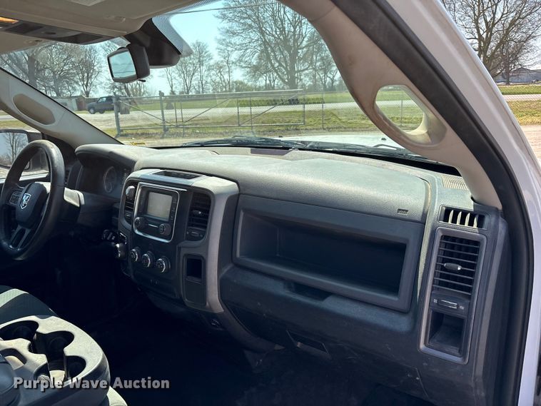 image for item DT0104 2016 RAM 1500 Ext. Cab pickup truck