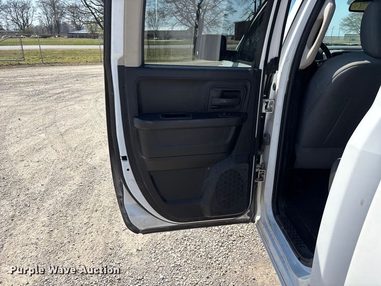 image for item DT0104 2016 RAM 1500 Ext. Cab pickup truck