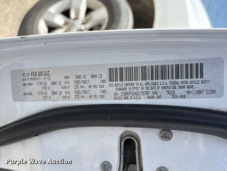 image for item DT0104 2016 RAM 1500 Ext. Cab pickup truck