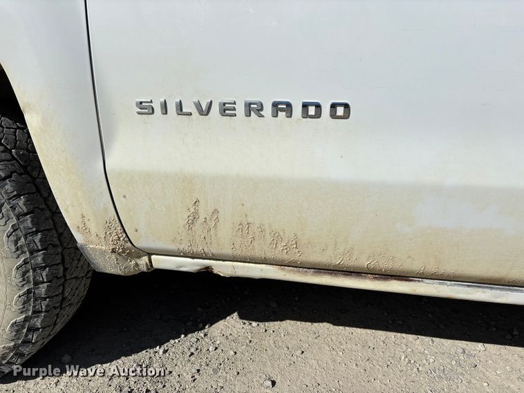 image for item DT0105 2018 Chevrolet Silverado 1500 pickup truck