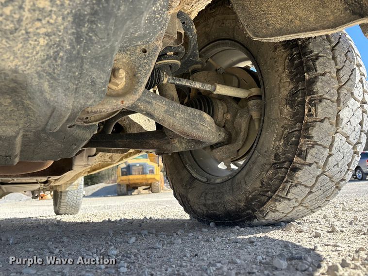 image for item DT0105 2018 Chevrolet Silverado 1500 pickup truck