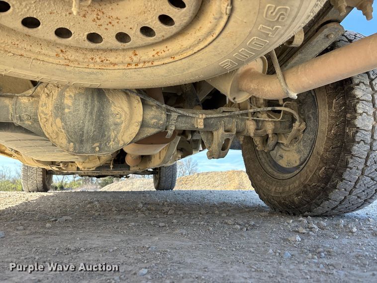 image for item DT0105 2018 Chevrolet Silverado 1500 pickup truck