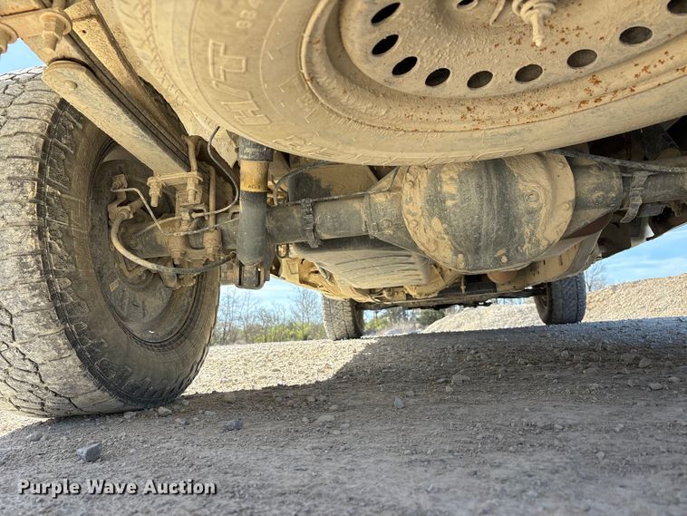 image for item DT0105 2018 Chevrolet Silverado 1500 pickup truck