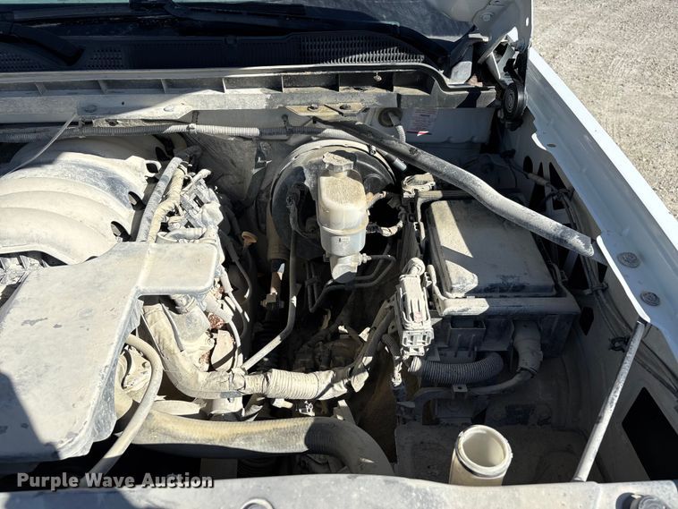 image for item DT0105 2018 Chevrolet Silverado 1500 pickup truck