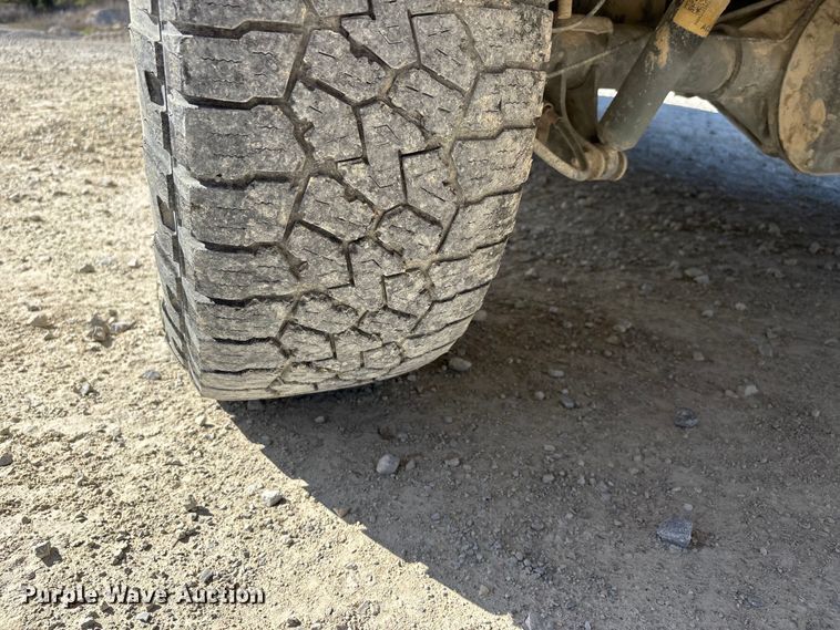 image for item DT0105 2018 Chevrolet Silverado 1500 pickup truck